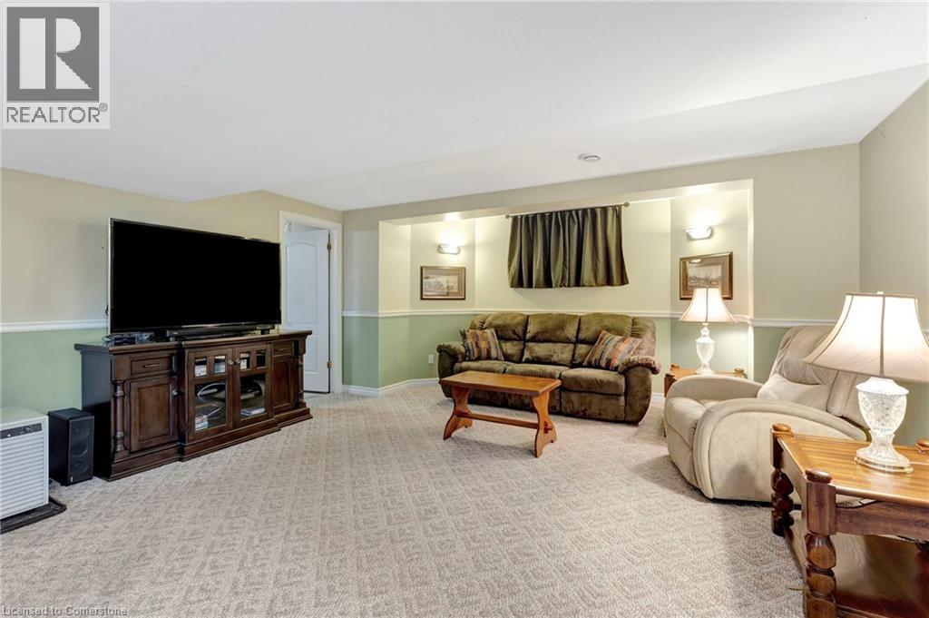 Photo 27 of 533 Marshall Road, Dunnville ON