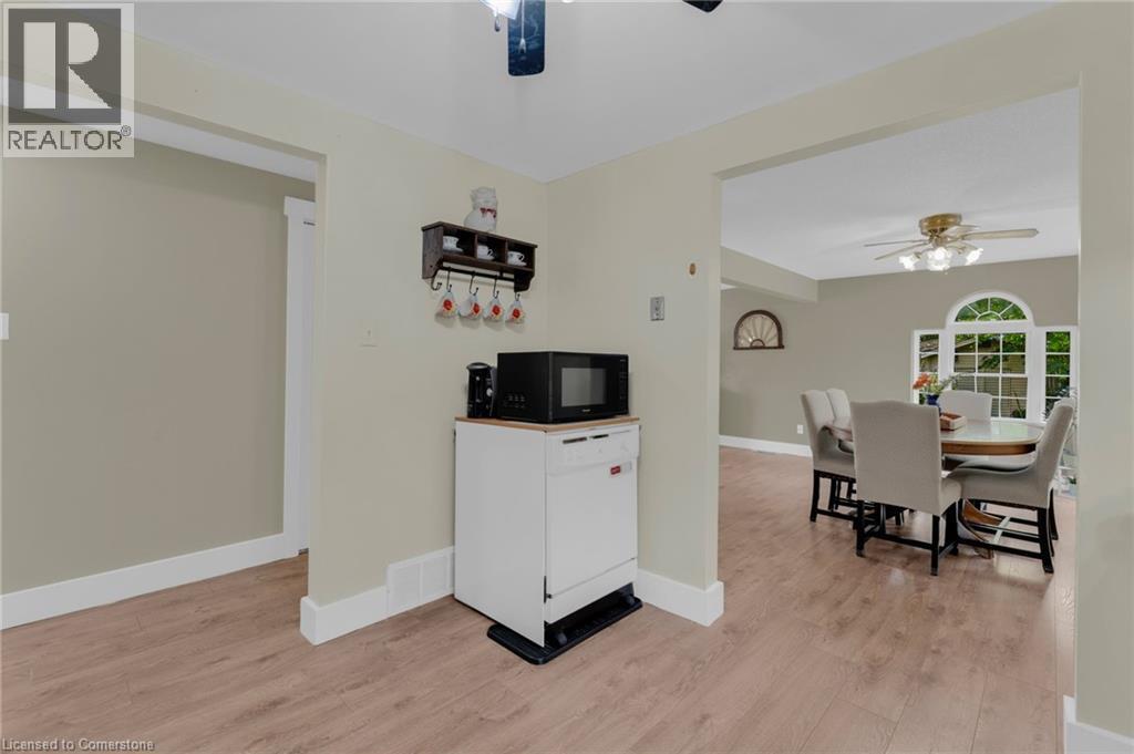Photo 16 of 26 Turner Drive, Simcoe ON