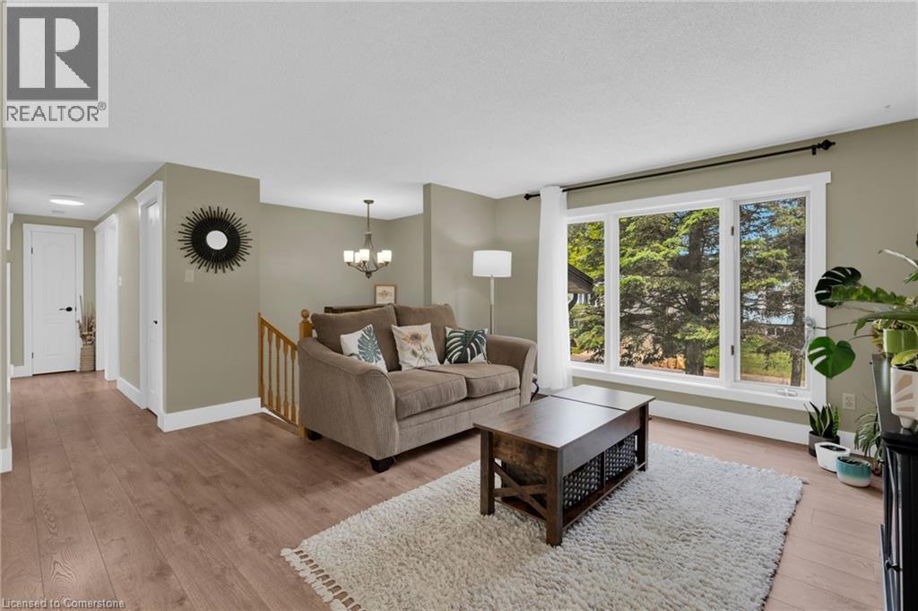 Photo 9 of 26 Turner Drive, Simcoe ON