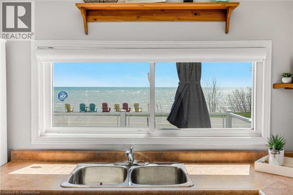Photo 20 of 793 Lakeshore Road, Dunnville ON