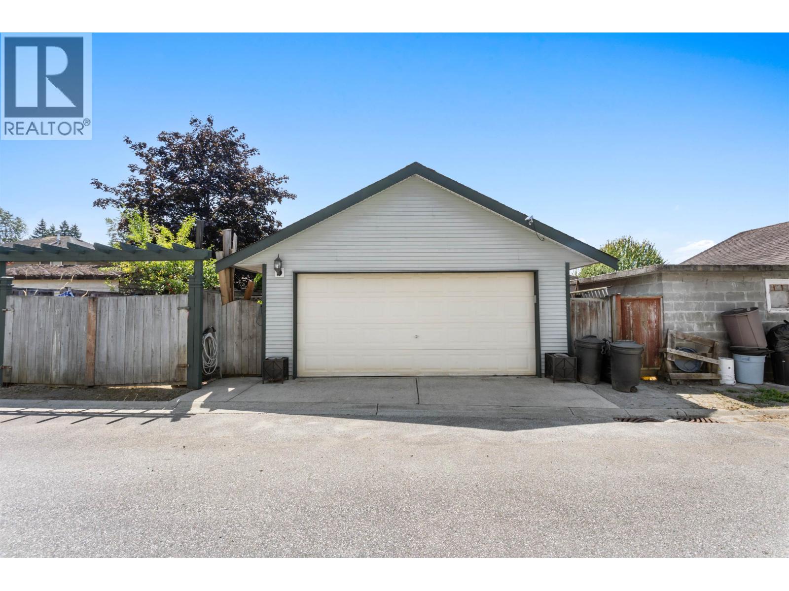 Photo 32 of 23887 117 B Avenue, Maple Ridge BC