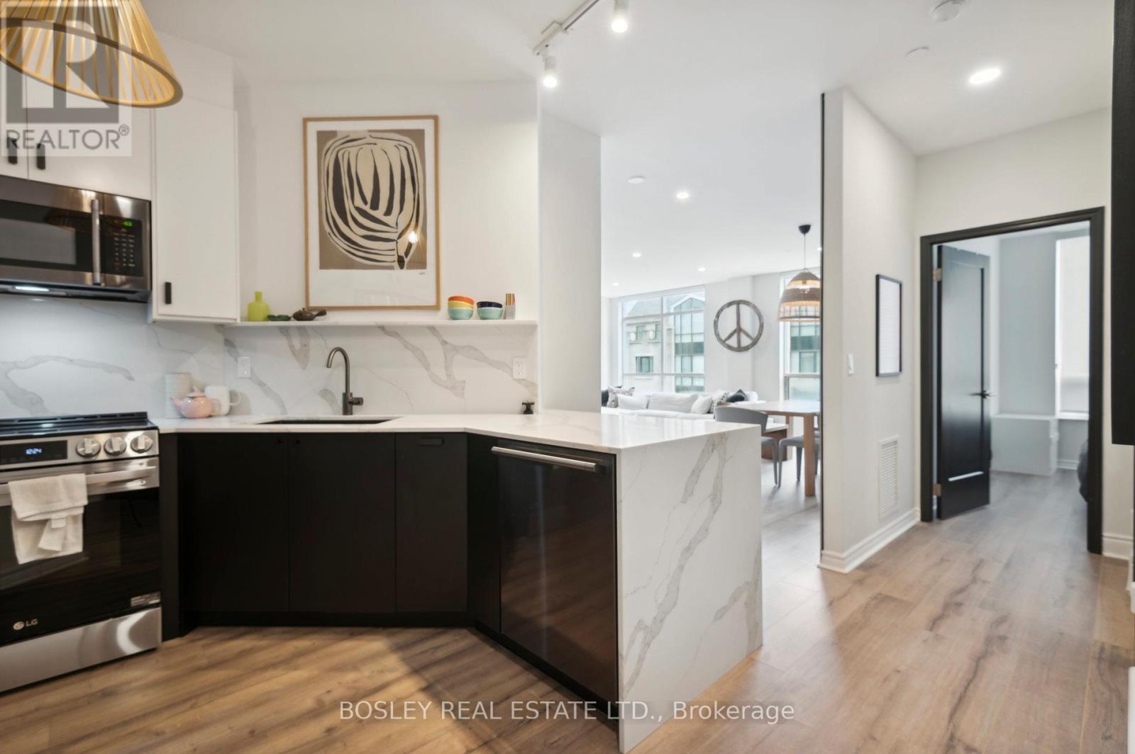 Photo 28 of 301 980 Yonge Street, Toronto ON