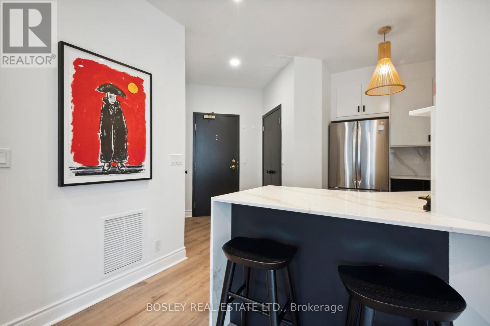 Photo 31 of 301 980 Yonge Street, Toronto ON