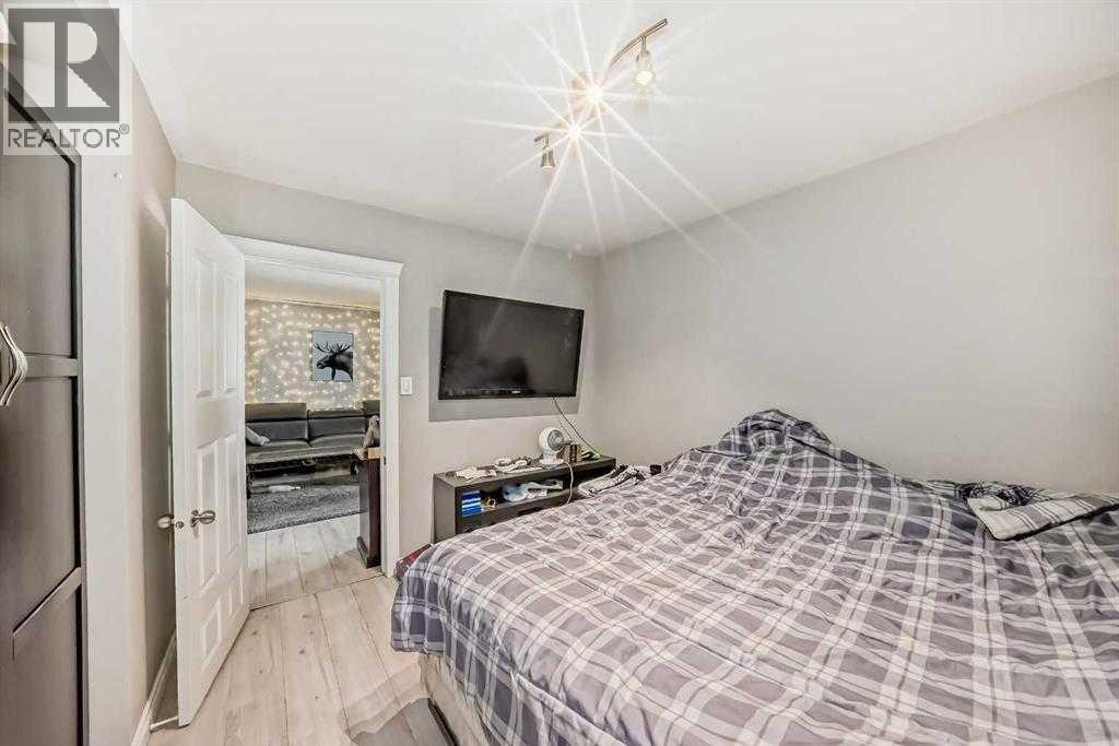 Single Family House Bungalow for Sale in   Avenue NW Bowness Calgary 