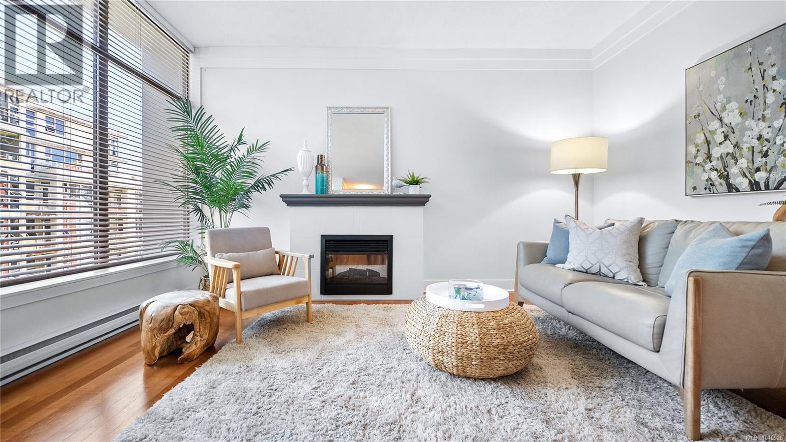 510 845 Yates Street, Victoria