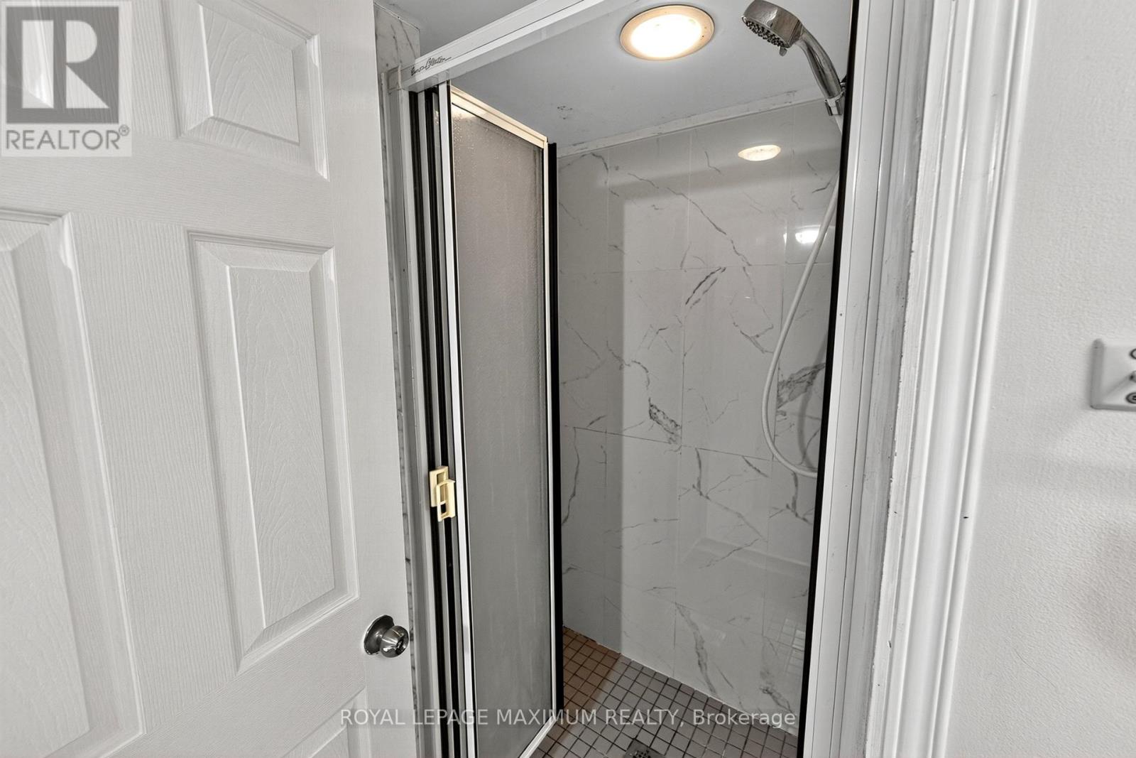Photo 20 of Basement 153 Highland Park Boulevard, Markham ON