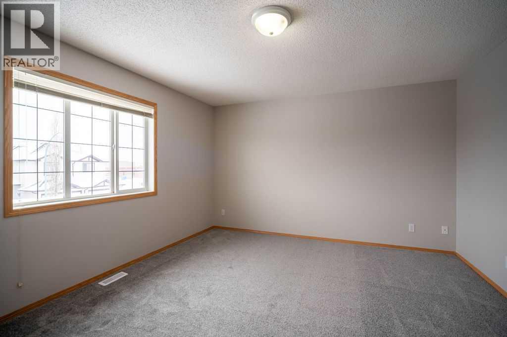 Single Family House for Sale in  Taralea Bay NE Taradale Calgary 