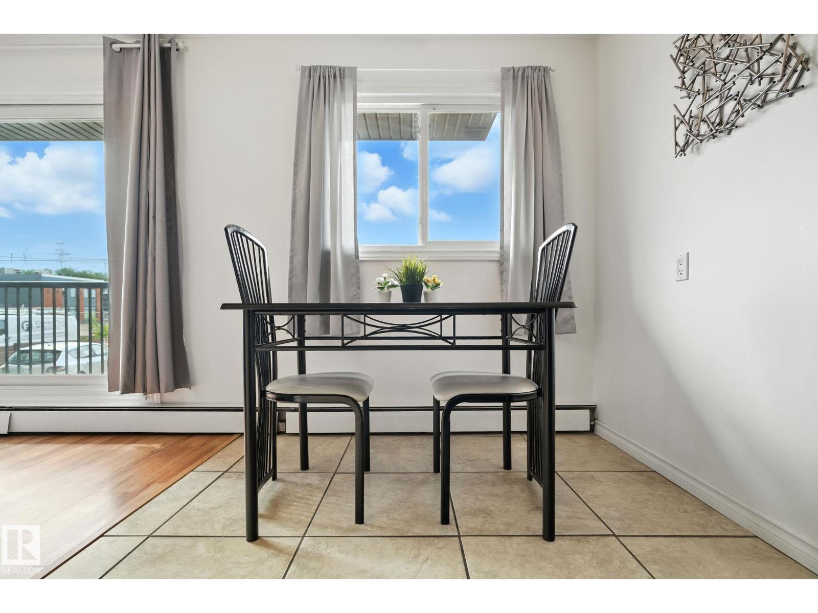 Photo 10 of 202 10149 83 Av Nw, Edmonton AB