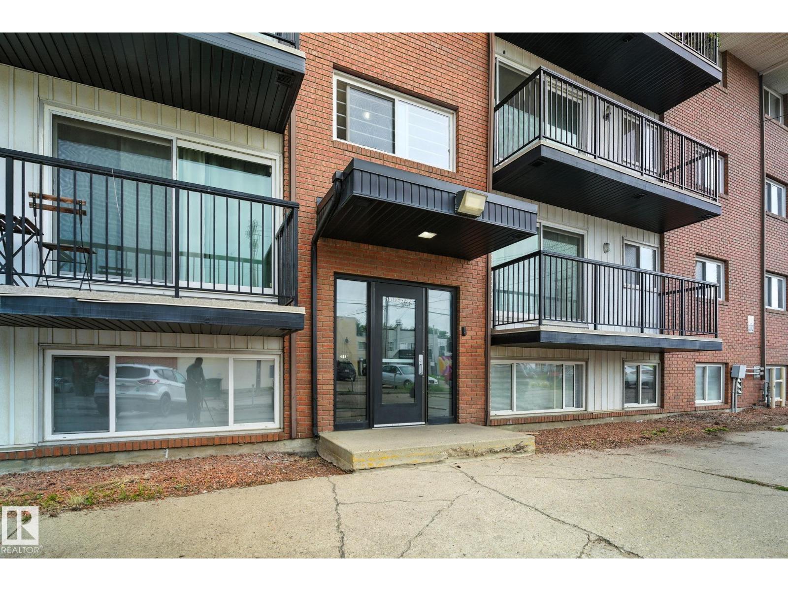 Photo 22 of 202 10149 83 Av Nw, Edmonton AB