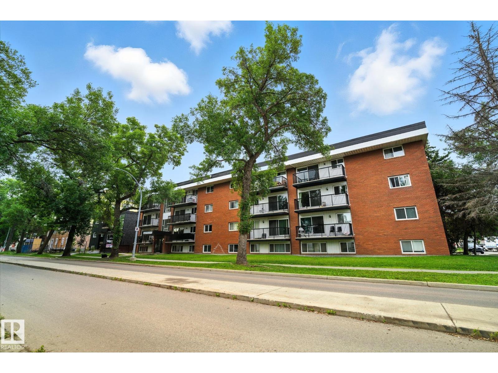 Photo 24 of 202 10149 83 Av Nw, Edmonton AB