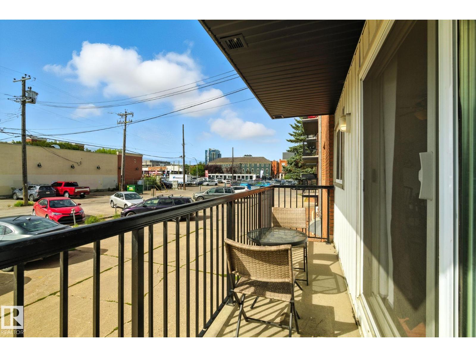 Photo 17 of 202 10149 83 Av Nw, Edmonton AB