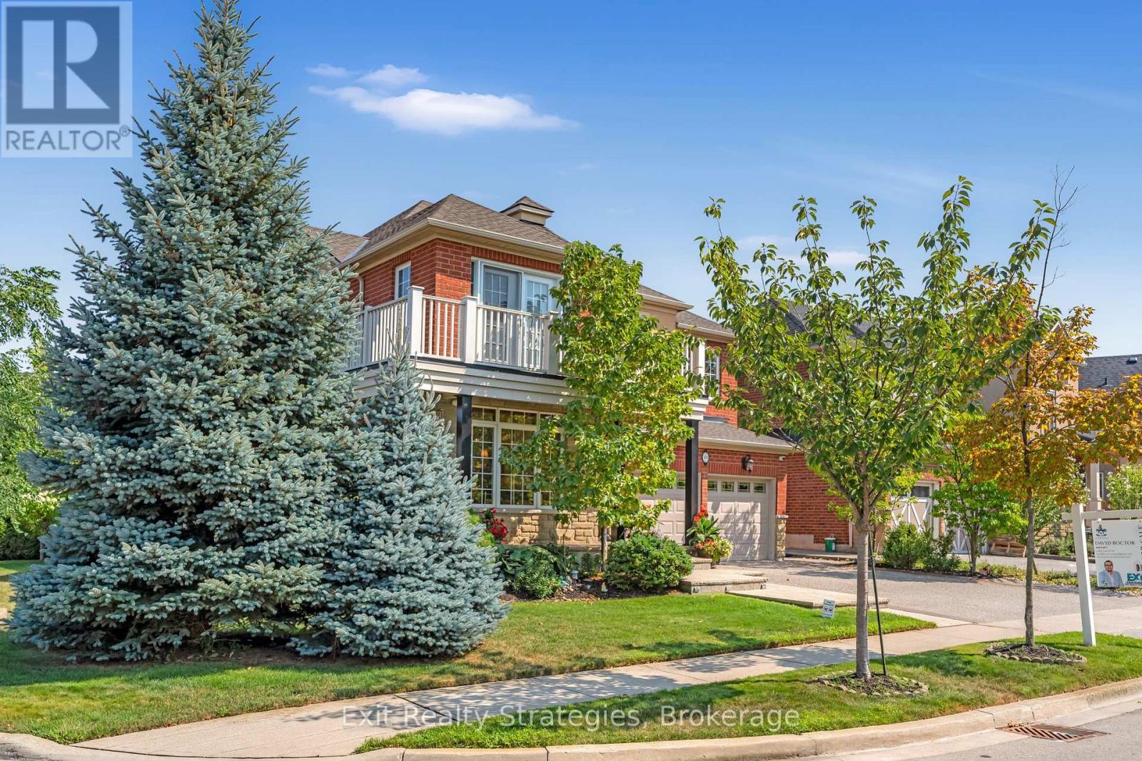 Photo 3 of 100 Springstead Avenue, Hamilton ON