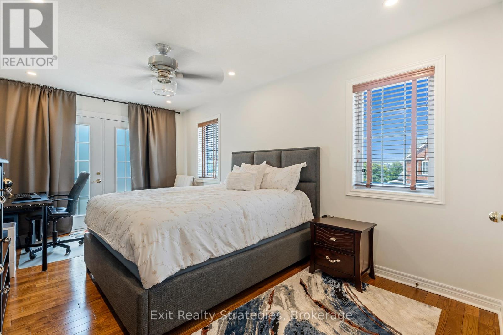 Photo 28 of 100 Springstead Avenue, Hamilton ON