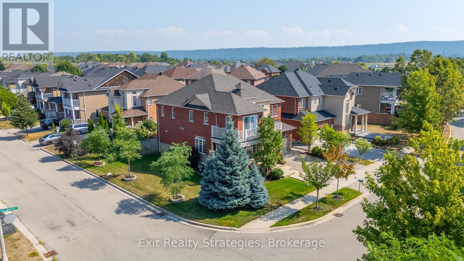 Photo 4 of 100 Springstead Avenue, Hamilton ON