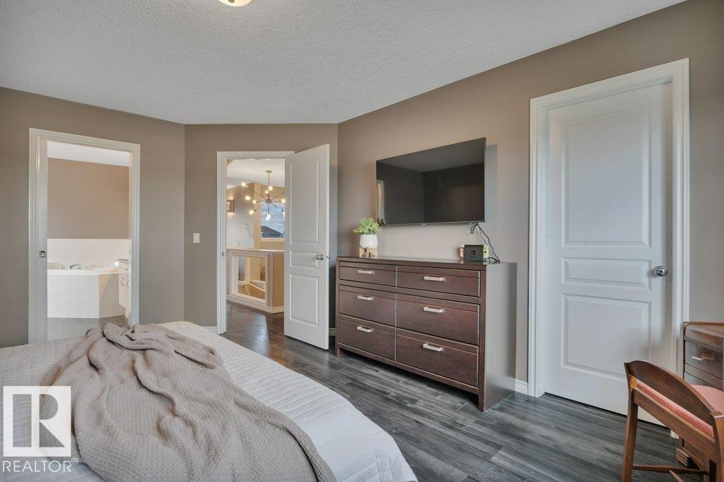 Photo 6 of 53 Douglas Cr, Leduc AB