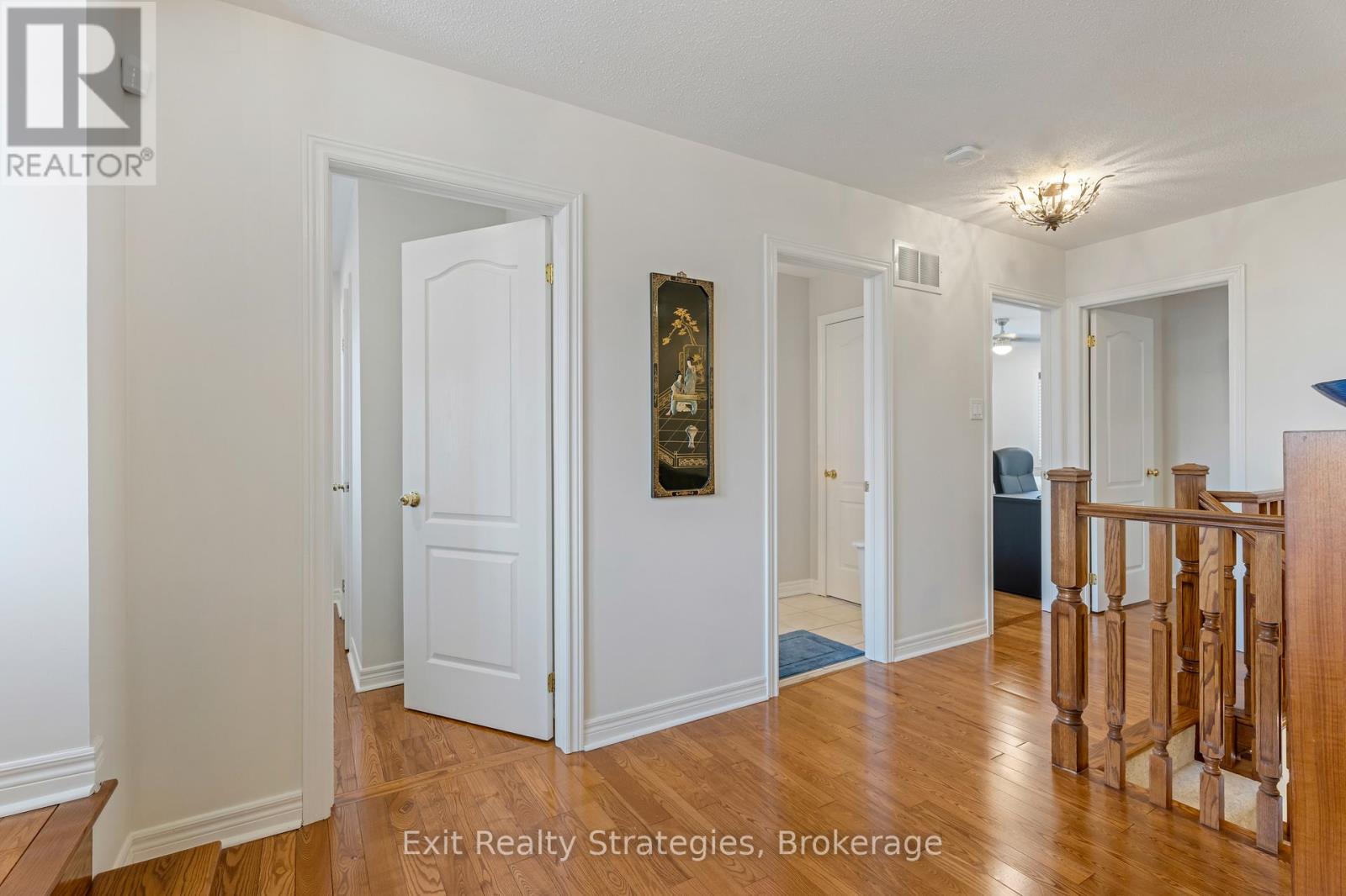 Photo 21 of 100 Springstead Avenue, Hamilton ON