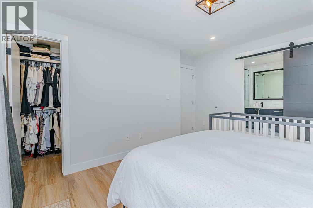 Single Family House for Sale in  Deer Park Place SE Deer Run Calgary 