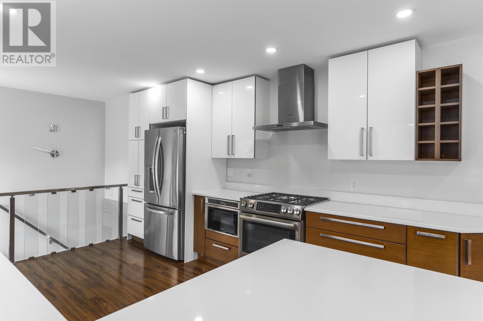 Photo 11 of 121 Chercover Dr, Thunder Bay ON