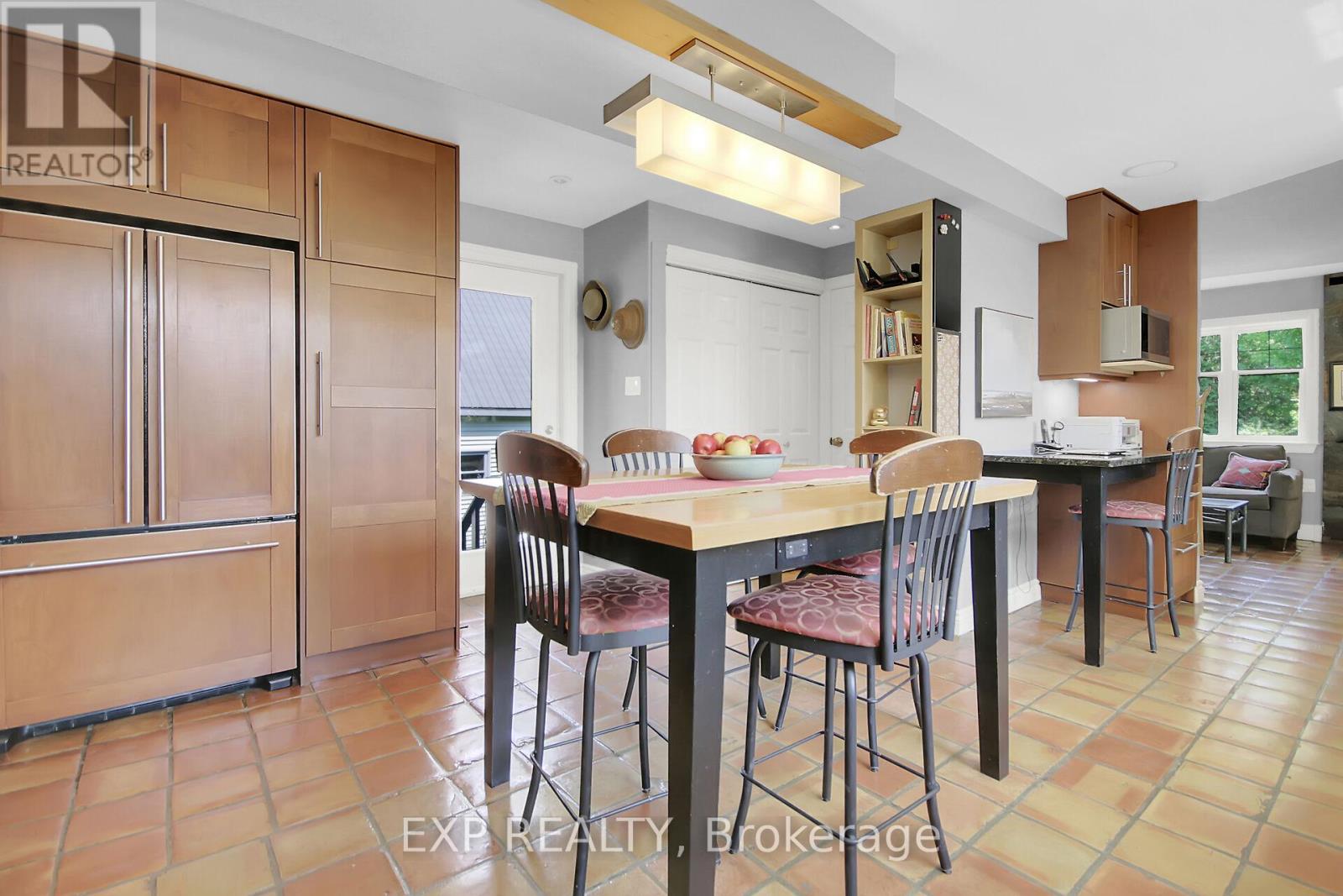 Photo 13 of 3554 Vaughan Side Road, Ottawa ON