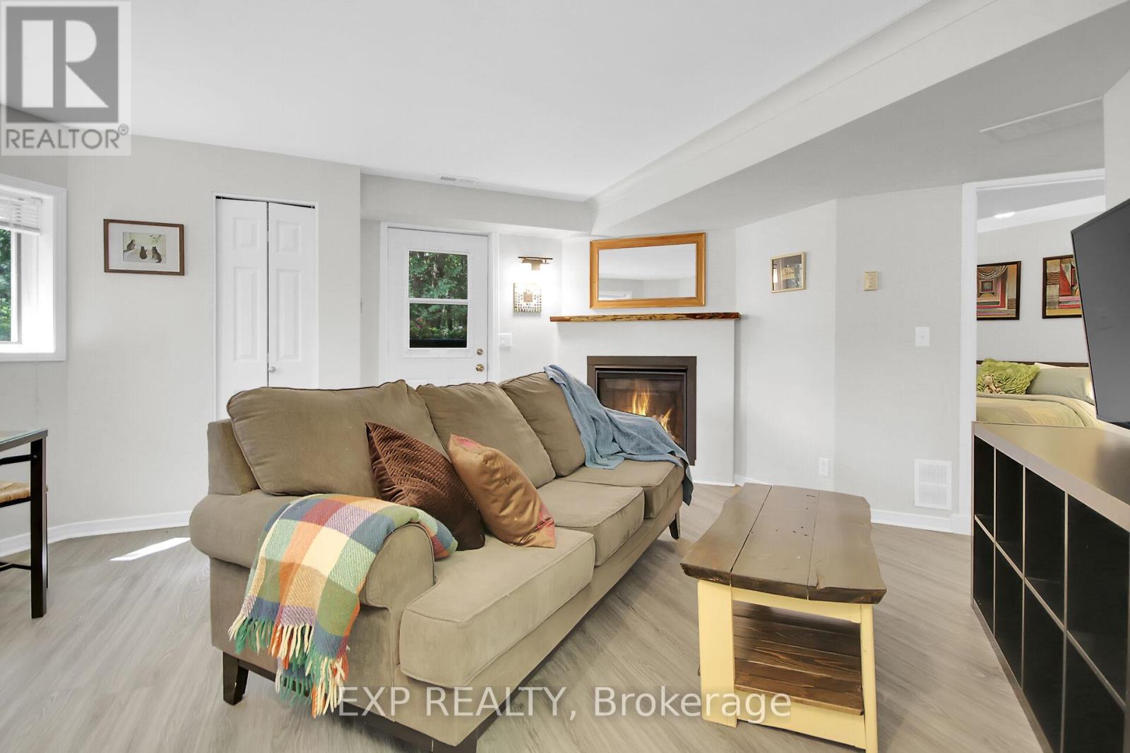 Photo 28 of 3554 Vaughan Side Road, Ottawa ON