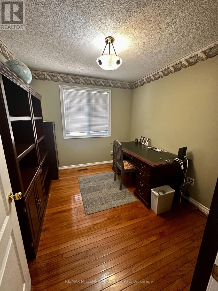 Photo 15 of Upper 3091 Eden Oak Crescent, Mississauga ON