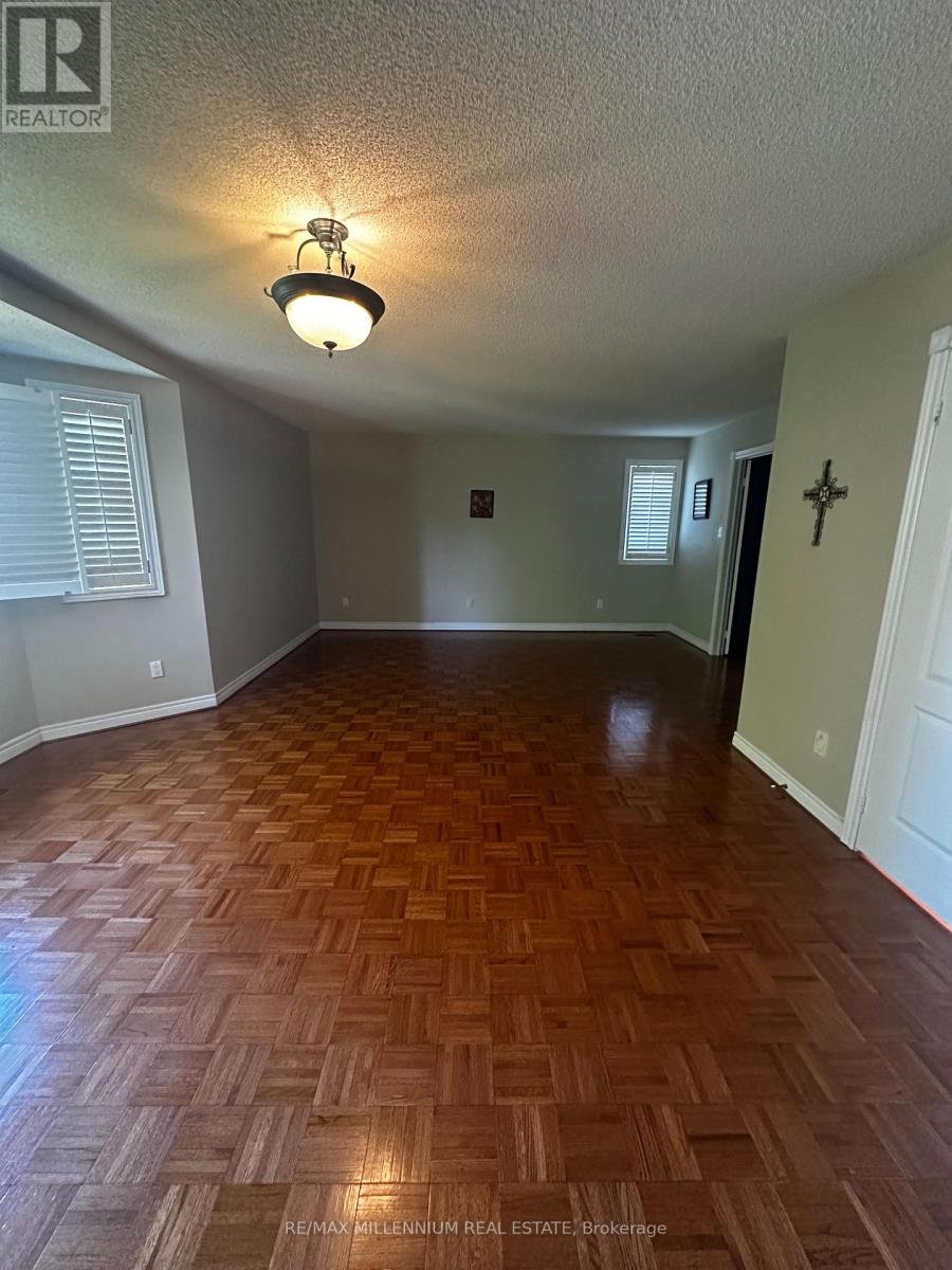 Photo 18 of Upper 3091 Eden Oak Crescent, Mississauga ON