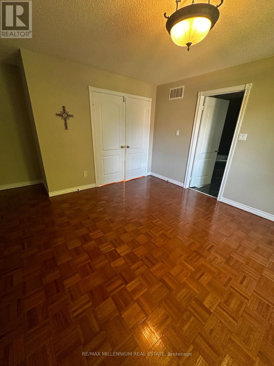 Photo 22 of Upper 3091 Eden Oak Crescent, Mississauga ON