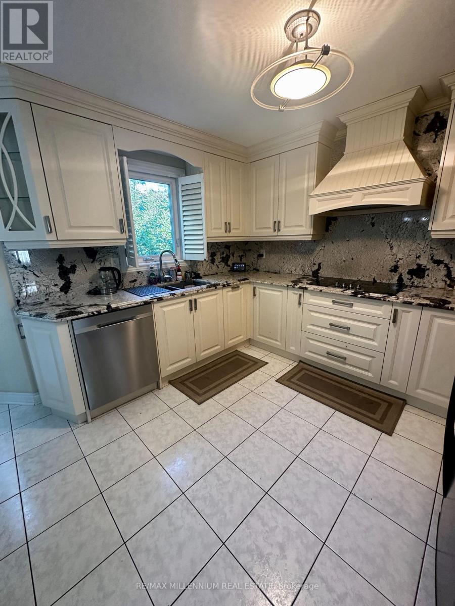 Photo 7 of Upper 3091 Eden Oak Crescent, Mississauga ON