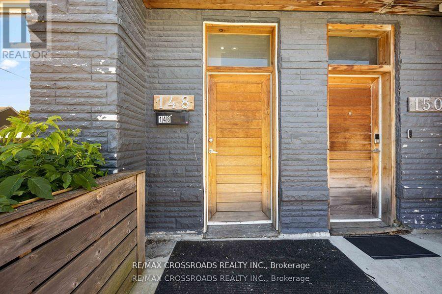Photo 3 of Main Fl 148 Fifth Street, Toronto ON