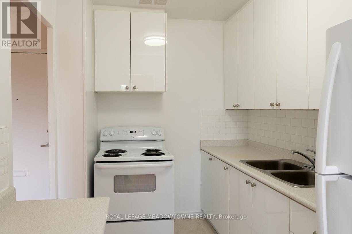 Photo 27 of 405 1017 Seneca Avenue, Mississauga ON