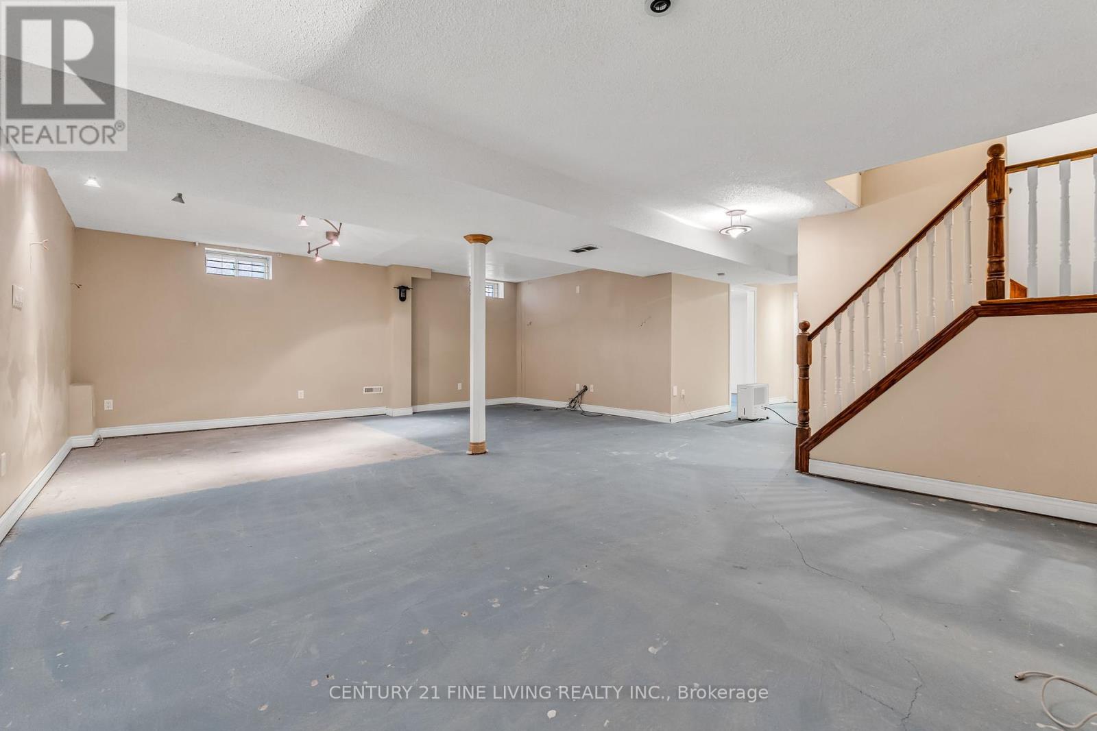 Photo 35 of 6571 Alderwood Trail, Mississauga ON
