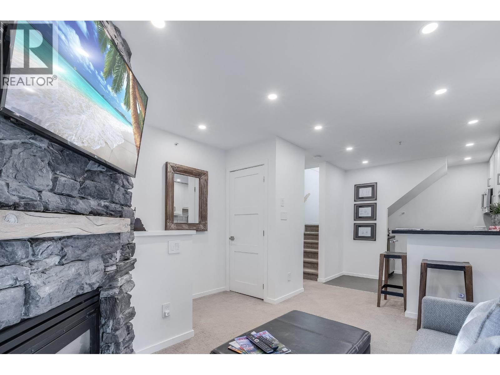 63 4388 NORTHLANDS BOULEVARD, Whistler