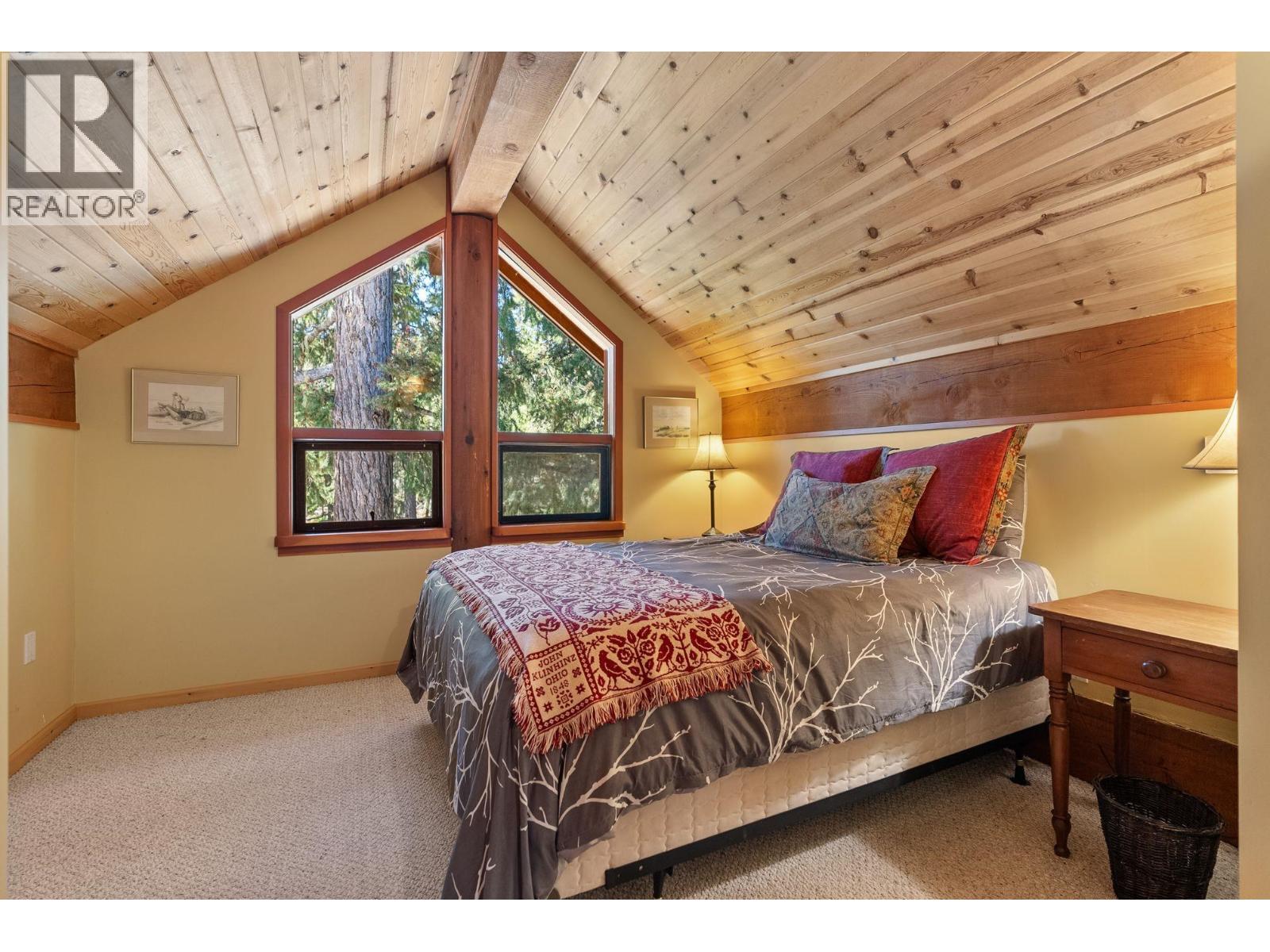 9551 EMERALD DRIVE, Whistler