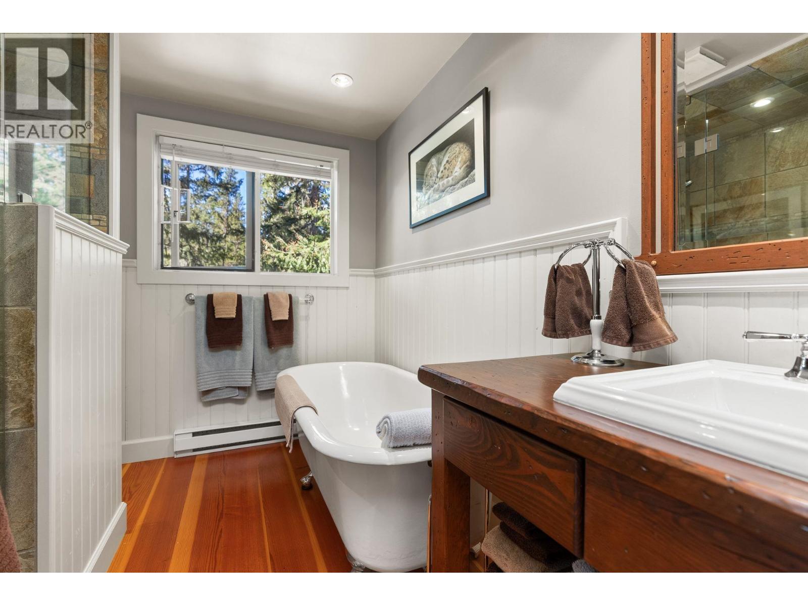 9551 EMERALD DRIVE, Whistler