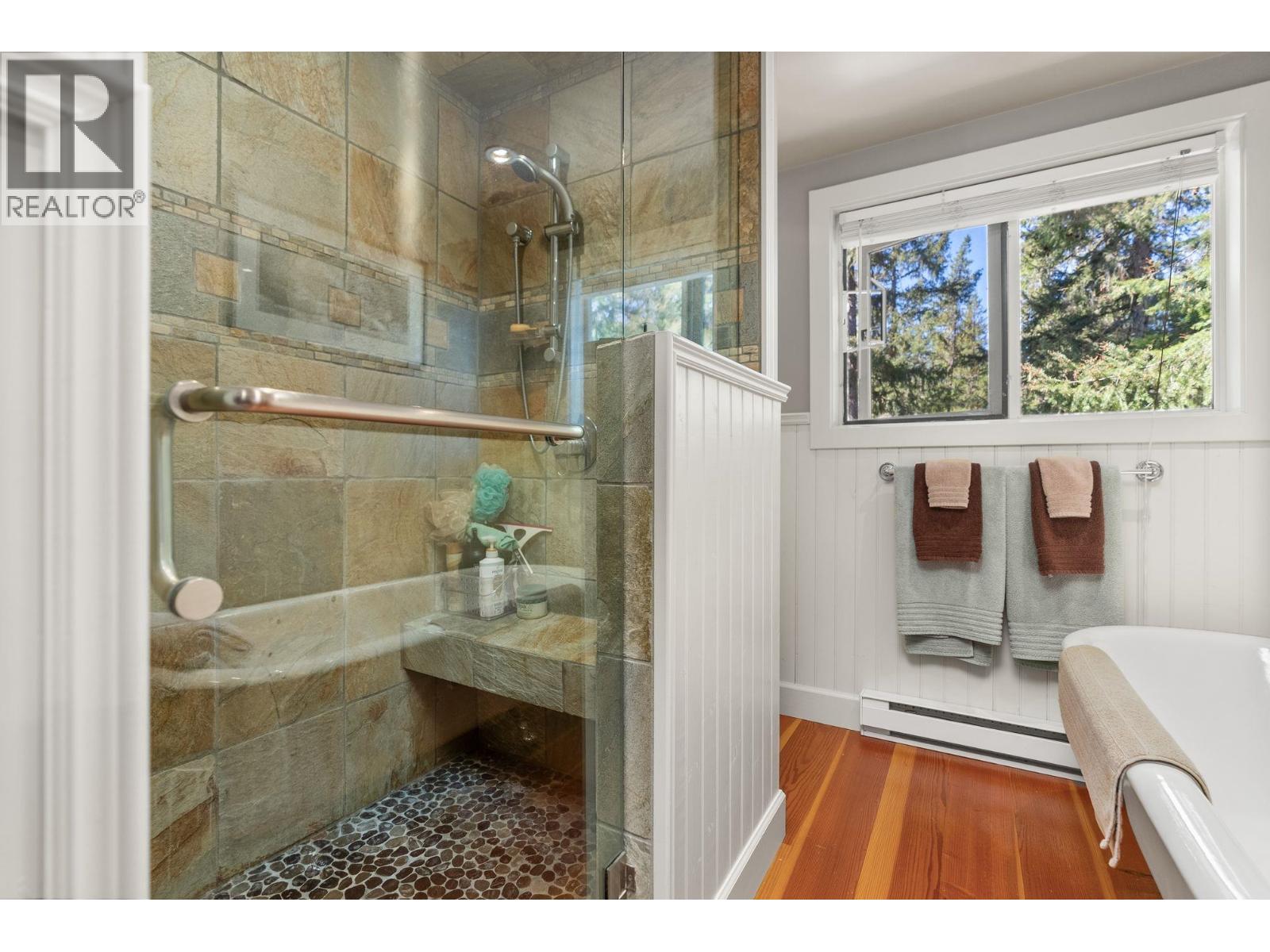 9551 EMERALD DRIVE, Whistler