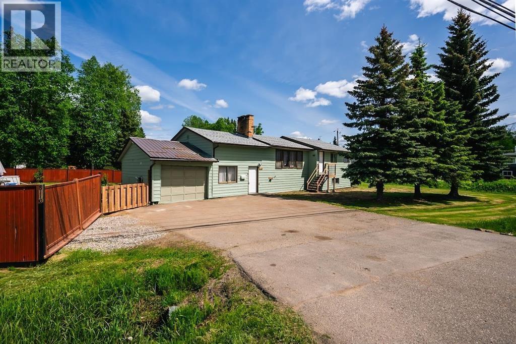 Photo 11 of 8110 Hart Highway, Prince George BC