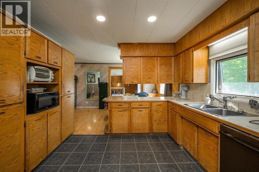 Photo 19 of 8110 Hart Highway, Prince George BC