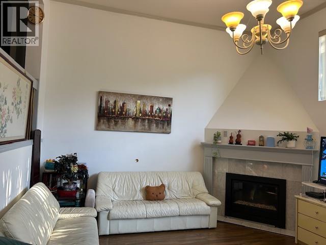 Photo 6 of 5 8591 Blundell Road, Richmond BC