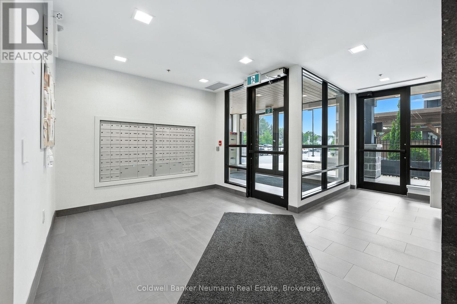Photo 6 of 210 247 Northfield Drive E, Waterloo ON