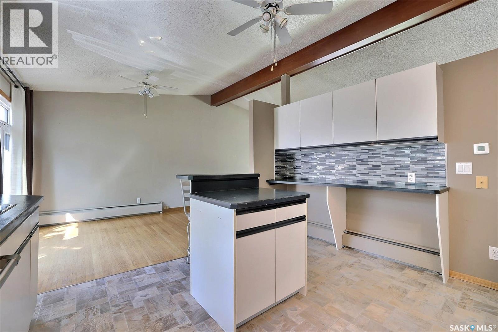Photo 16 of 26 Newlands Street, Regina SK