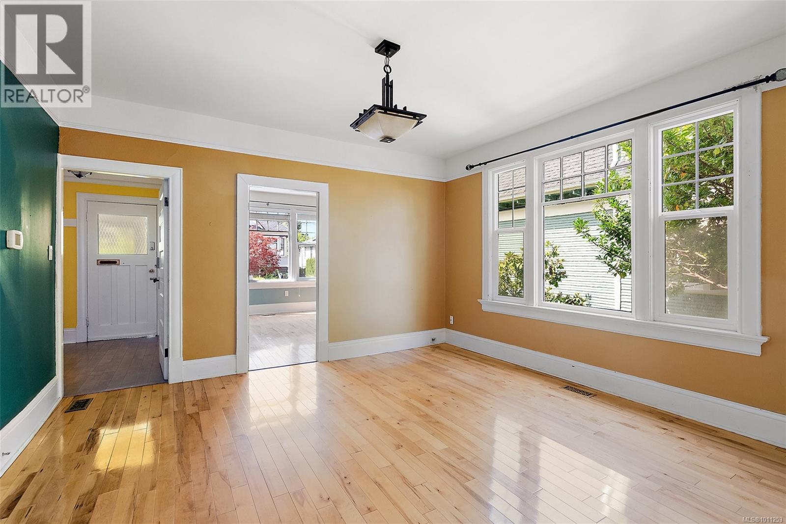 Photo 8 of 146 Simcoe St, Victoria BC