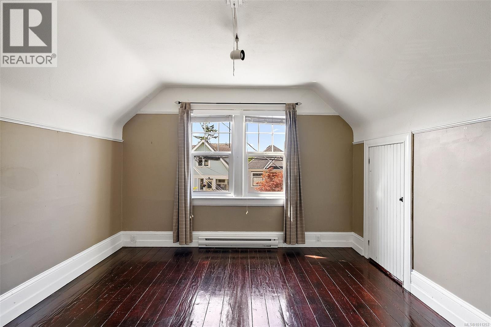 Photo 14 of 146 Simcoe St, Victoria BC