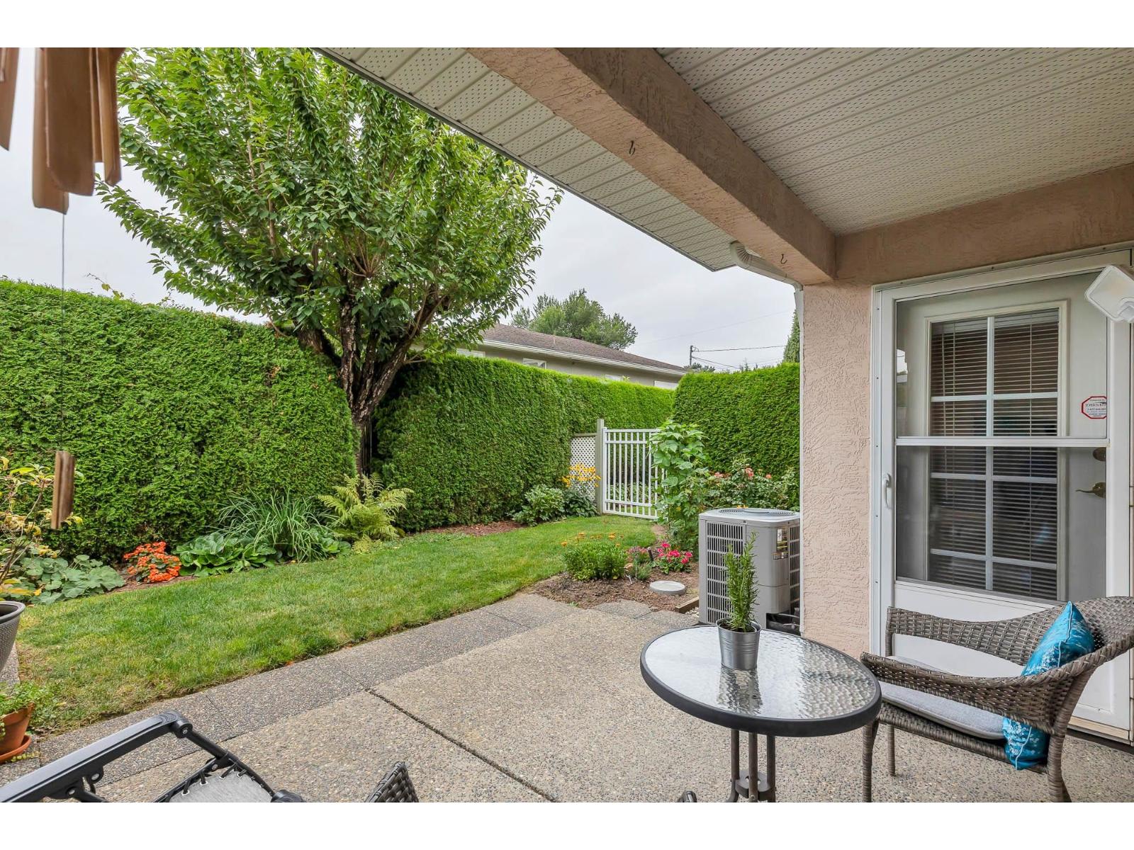 Photo 35 of 3 9574 Woodbine Street Chilliwack Proper East, Chilliwack BC