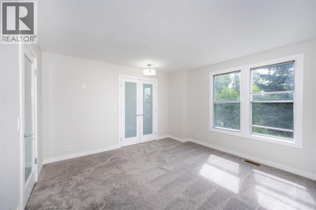 Single Family House for Sale in  Falshire Way NE Falconridge Calgary 