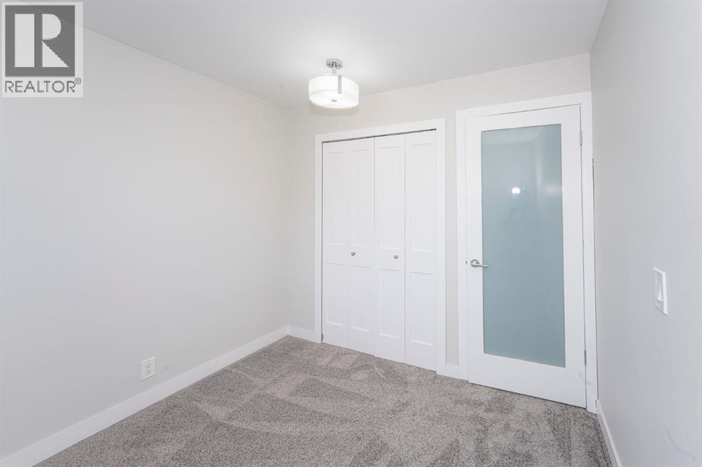 Single Family House for Sale in  Falshire Way NE Falconridge Calgary 