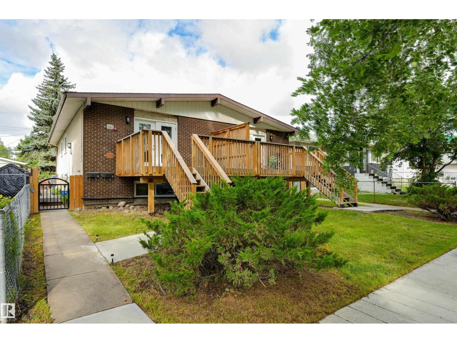 Photo 3 of 12812 12814 125 St Nw Nw, Edmonton AB