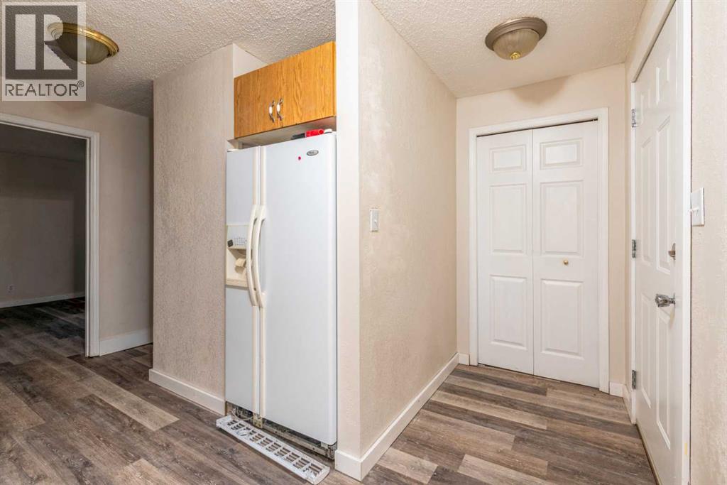 Photo 13 of 4709 50 Street, Lloydminster SK