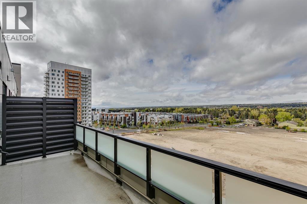 Single Family House for Sale in   University Avenue NW University District Calgary 