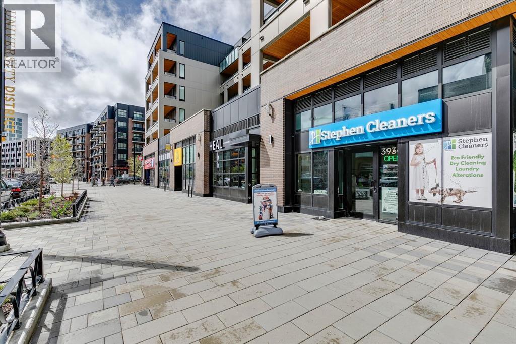 Single Family House for Sale in   University Avenue NW University District Calgary 