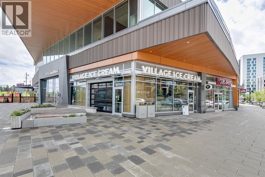 Single Family House for Sale in   University Avenue NW University District Calgary 